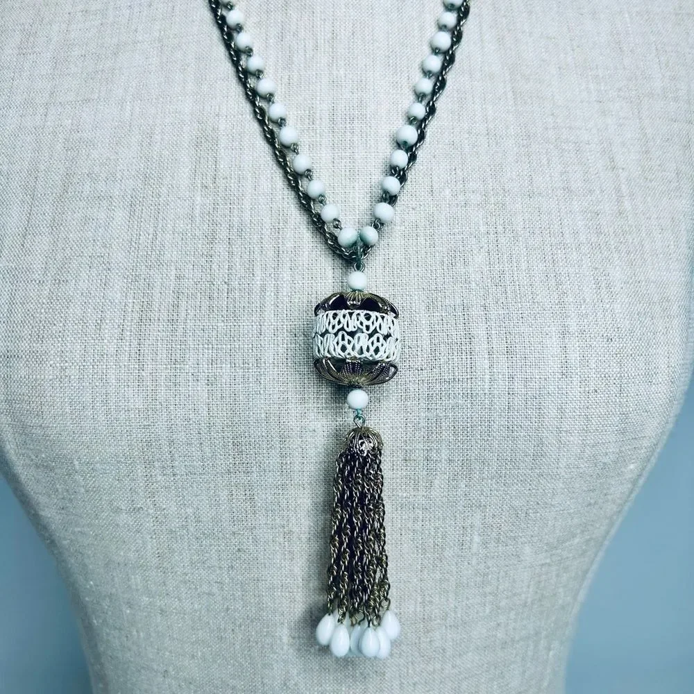 Vintage Art Deco Gold Toned Long Beaded Necklace with Tassels